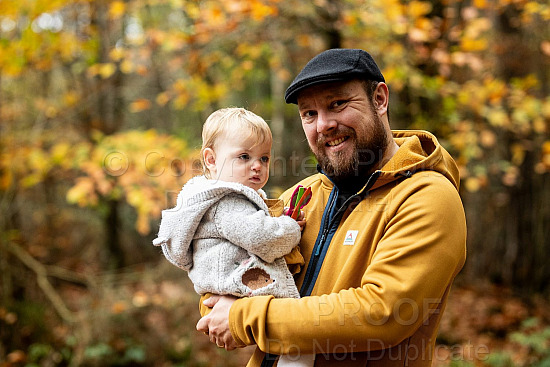 Kerrie&Family-Holdon